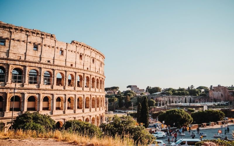 Lee más sobre el artículo Rome: A Walk Through History